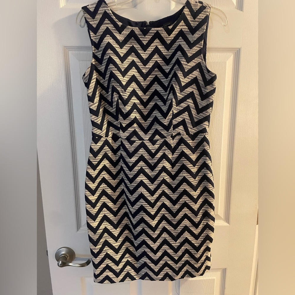 Chevron pattern dress